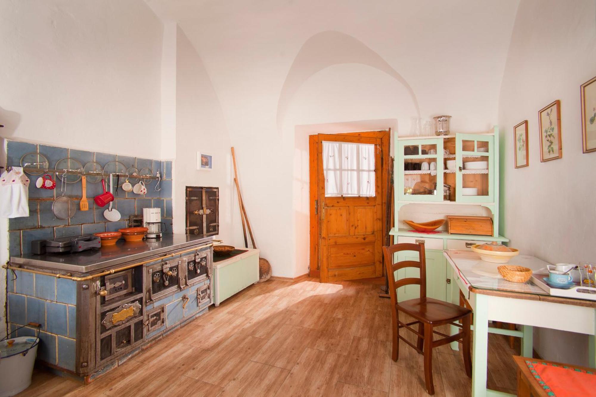 Juvanova Hisa - Apartments And Rooms Luce Exterior photo